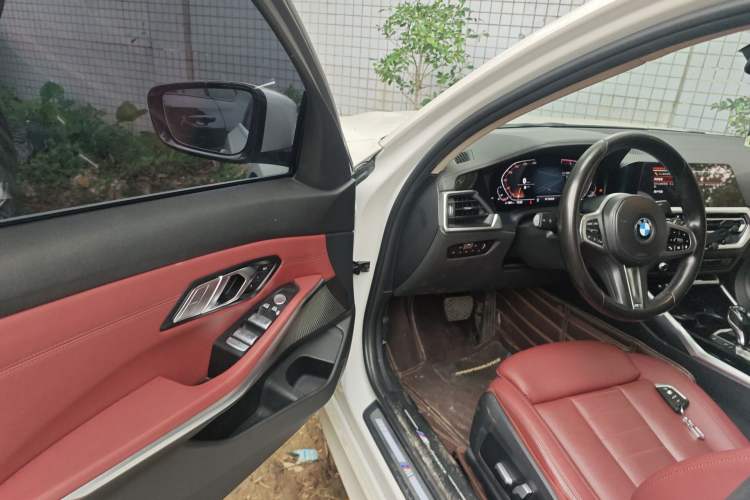 Used BMW 3 Series 2021 320Li M Sport Package Driver Seat