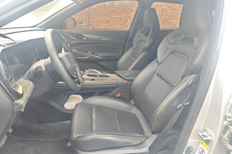 Used CHANGAN OSHAN X5 PLUS 2023 1.5T DCT Excellence Edition
