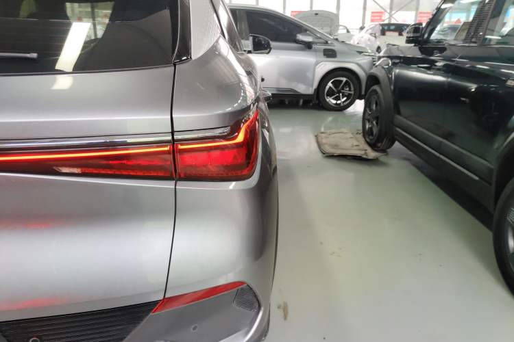 Used BYD Yuan PLUS 2022 510 km Flagship Version Right Rear Taillight