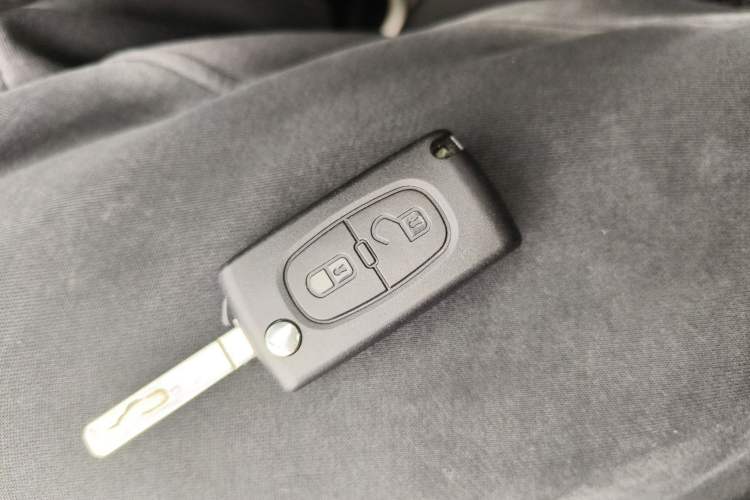 Used Citroen C-Quatre 2013 Sedan 1.6L Manual - Prestige Model Vehicle Key