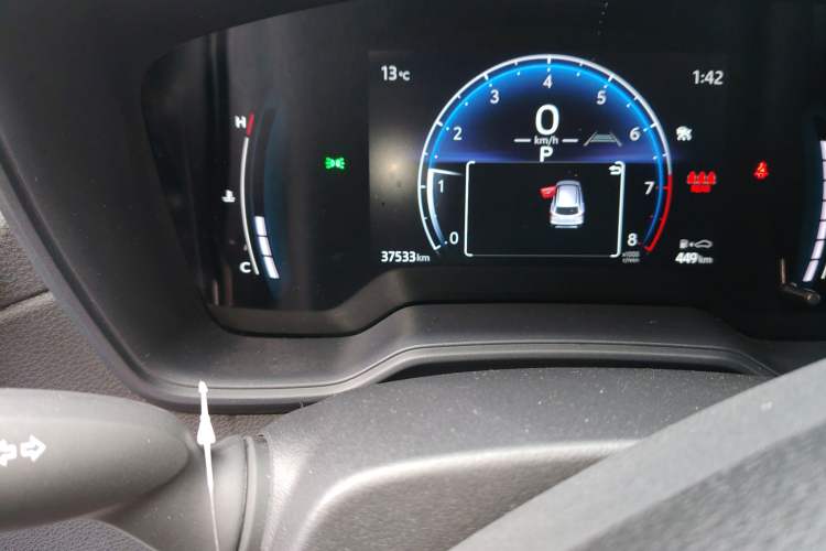 Used Toyota Corolla Cross 2023 2.0L Pioneer Edition
