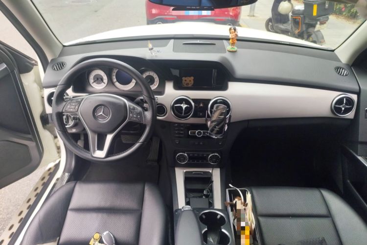 Used Mercedes-Benz GLK-Class 2013 GLK 300 4MATIC Dynamic Sunroof Model