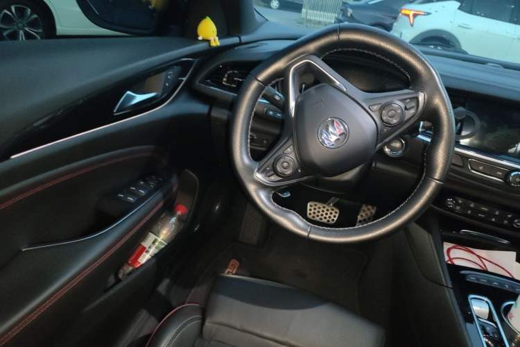 Used Buick Regal 2020 GS 28T Prestige Model