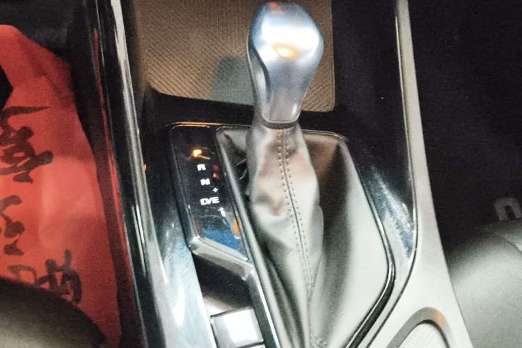 Used Roewe i5 2021 1.5L CVT Diamond Edition