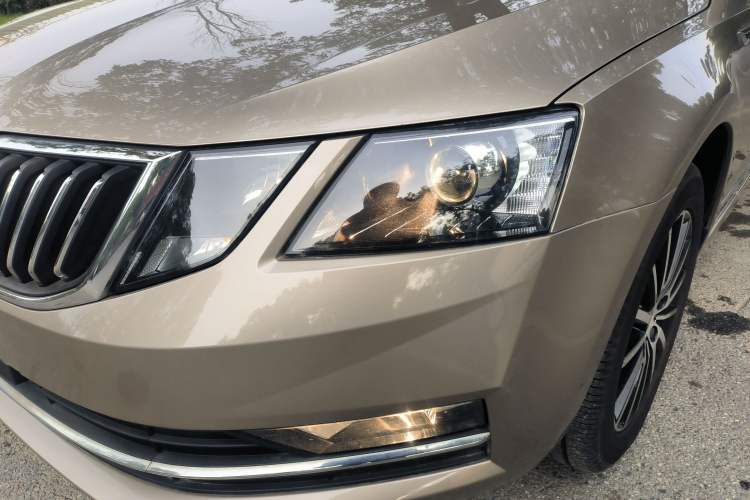 Used Skoda Octavia 2019 TSI230 DSG Luxury Edition