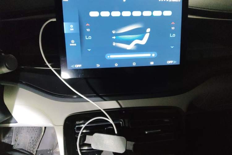 Used BYD Qin PLUS 2023 Champion Edition DM-i 55KM Leading Model Audio And AC Panel