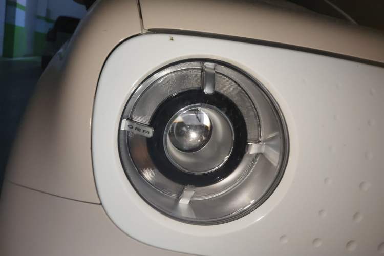 Used ORA Black Cat 2021 351 km Standard Version
