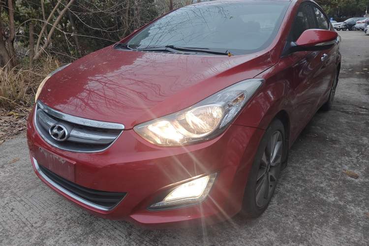 Used Hyundai Elantra (5th Generation / Langdong) 2015 1.6L Automatic Leading Model
