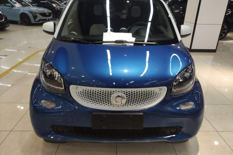Used smart fortwo 2015 1.0L 52 kW Hardtop Passion Edition