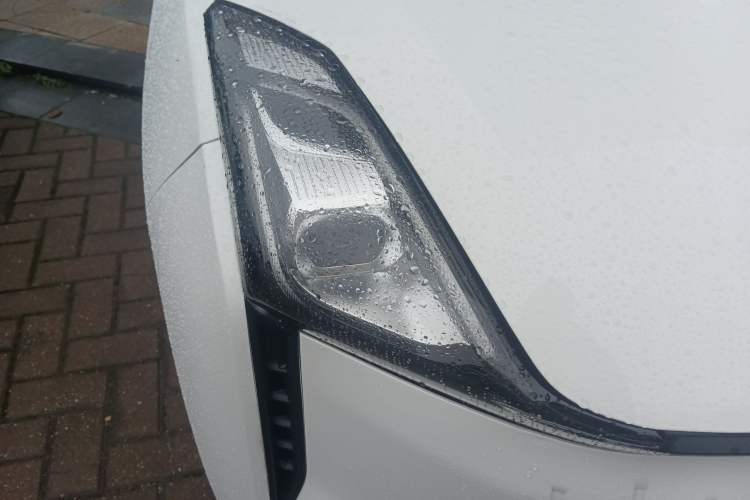 Used Bestune NAT 2023 PRO Comfortable Travel Battery-Swap Version 401km Right Front Headlight