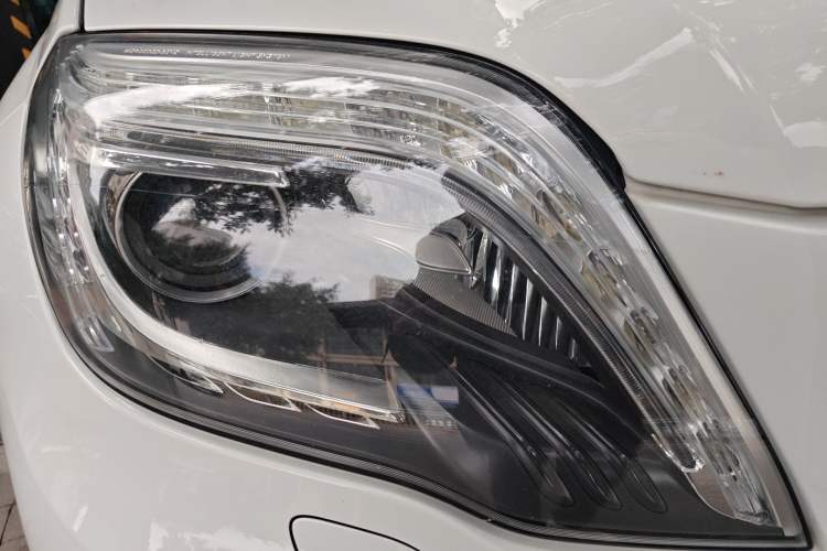 Used Mercedes-Benz GLK-Class 2015 GLK 260 4MATIC Fashion Edition Ultimate Version
