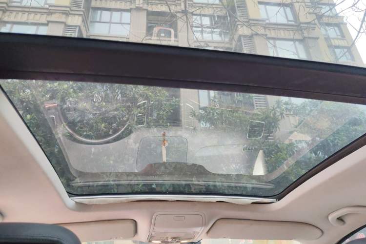 Used Volkswagen Sharan 2013 1.8TSI Comfort Model Euro IV
