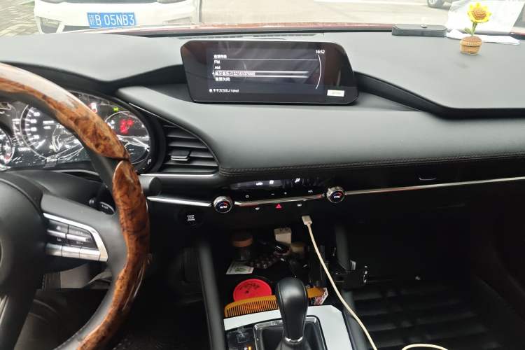 Used Mazda 3 Axela 2022 2.0L Automatic Zhiya Edition Audio And AC Panel