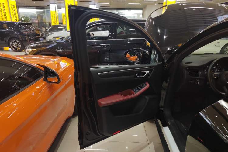 Used Porsche Macan 2023 Macan 2.0T