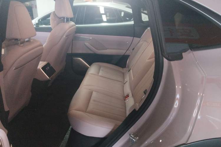 Used ONVO L60 2024 60 kWh Rear-Drive Version