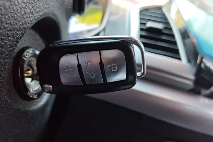 Used JAC Group Refine S3 2014 1.5L Manual Luxury Smart Model