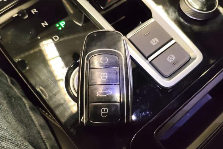 Used Chery Tiggo 8 2021 Kunpeng Edition 390TGDI Automatic Fuyao Version
