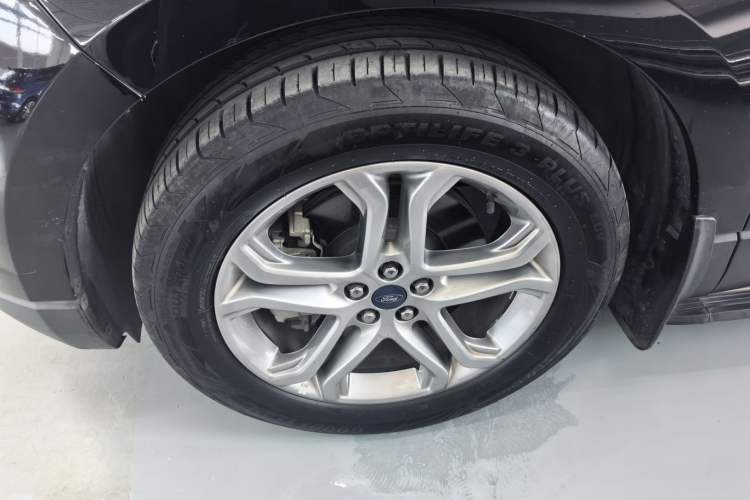 Used Ford Edge 2018 EcoBoost 245 Two-Wheel-Drive Titanium 7-Seater China V Standard