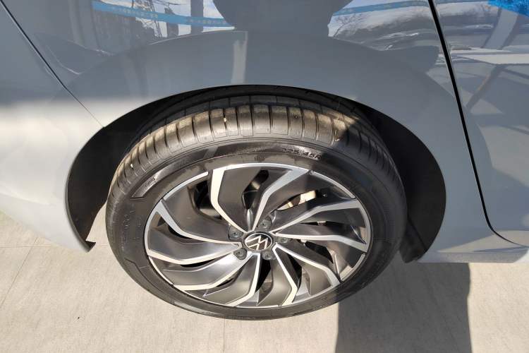 Used Volkswagen Golf 2023 Facelift 280TSI DSG Pro
