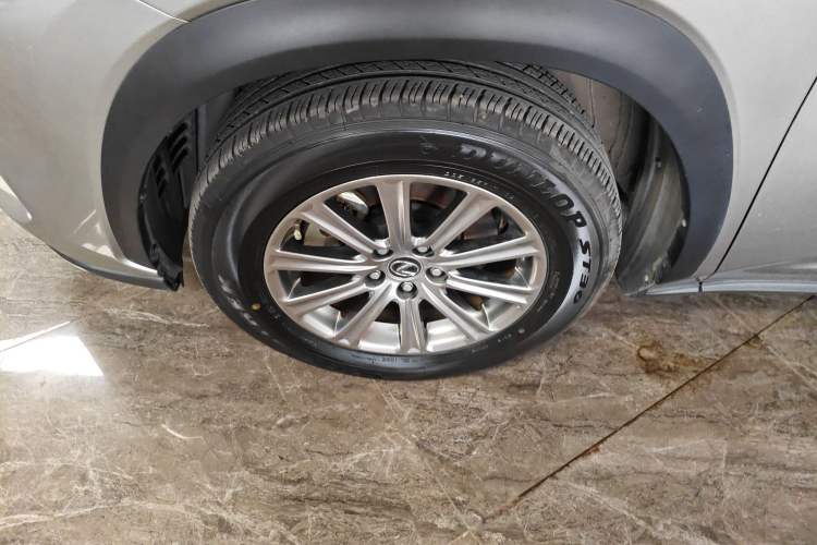 Used Lexus NX 2020 300h Front-Drive FENGSHANG Version China VI Standard
