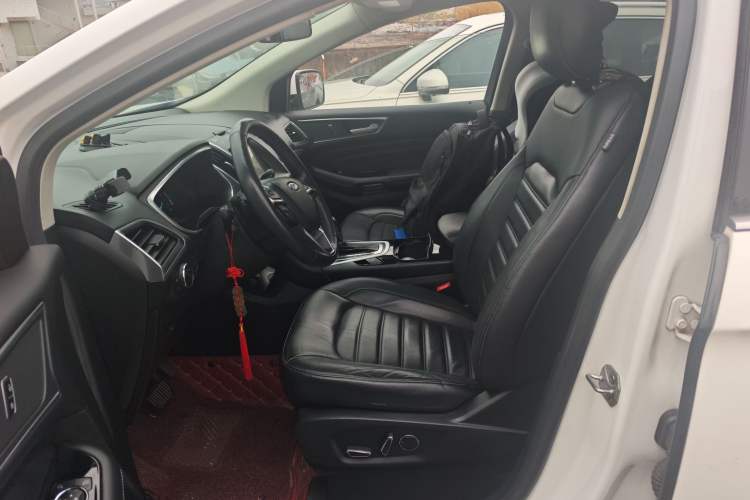 Used Ford Edge 2016 EcoBoost 245 Two-Wheel-Drive Titanium 7-Seater