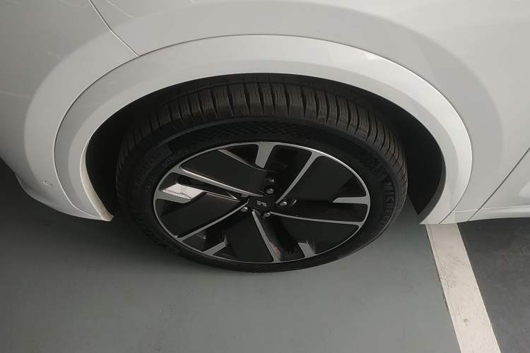 Used Li Auto L7 2025 Ultra Smart Refreshed Edition
