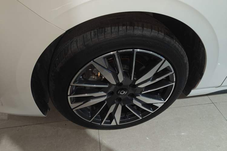 Used CHANGAN NEVO A05 2024 Truly Delicious Version 145 Beyond-Excellent Type Exterior 4