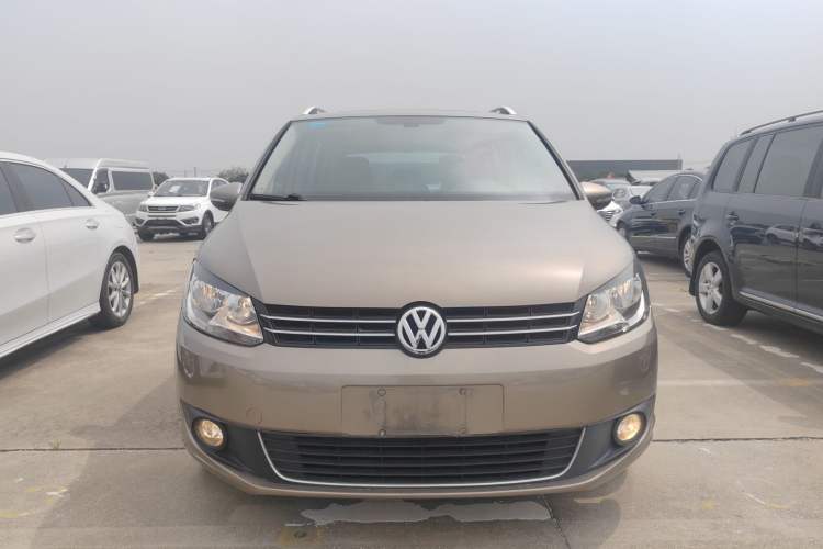 Used Volkswagen Touran 2015 1.4T DSG Comfort Edition 5 Seats Front