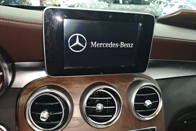 Used Mercedes-Benz GLC 2017 GLC 300 4MATIC Sport Edition