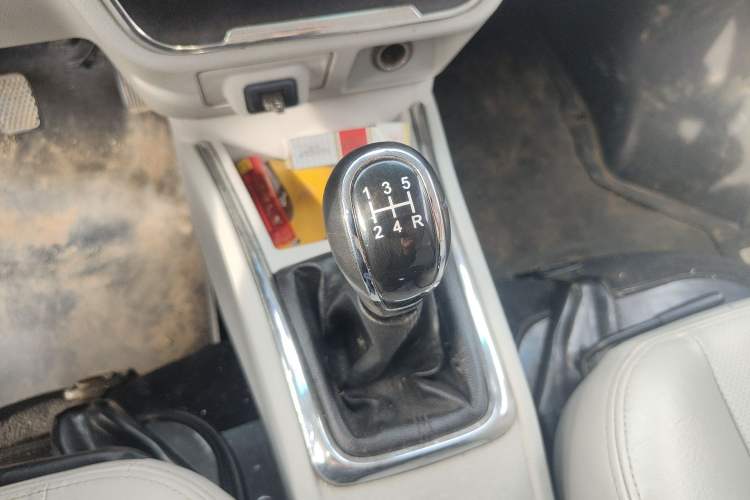 Used Jinbei New Hiace S 2018 1.6L Business Edition DLCG16 Gear Lever