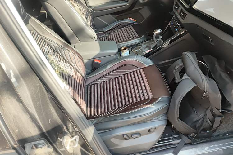 Used Volkswagen Tayron 2020 330TSI Two-Wheel Drive Luxury Smart Connectivity Version Right Front Seat