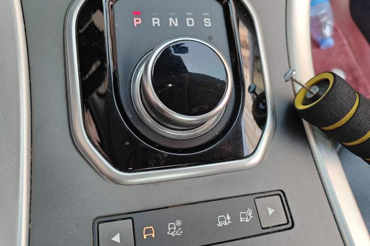 Used Land Rover Range Rover Evoque 2018 240 PS SE Smart Brilliance Edition