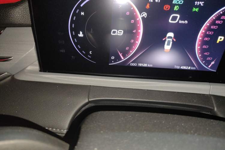 Used Ford Equator 2023 EcoBoost 225 Platinum Edition 7-Seater (2/3/2)
