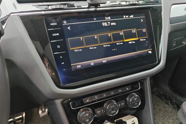 Used Volkswagen Tiguan L 2019 Restyled 330TSI Automatic Two-Wheel Drive R-Line Flagship Version China VI Standard
