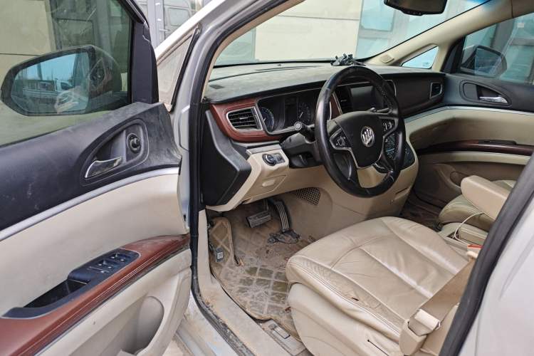 Used Buick GL8 2014 3.0L GT Luxury Business Haoya Edition