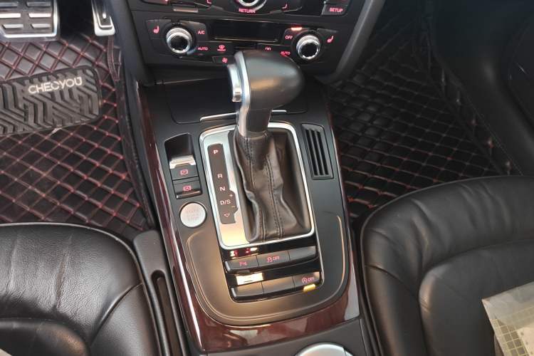 Used Audi A4L 2016 35 TFSI Automatic Comfort Model Gear Lever