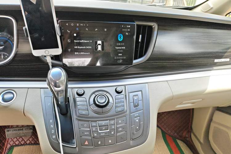 Used Buick GL8 2013 3.0L GT Luxury Business Haoya Edition
