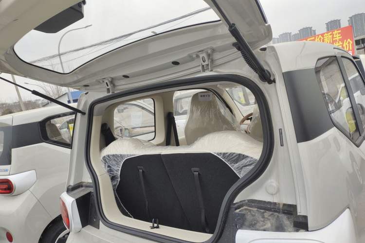 Used Wuling Hongguang MINIEV 2024 3rd Generation 215km Youth Edition
