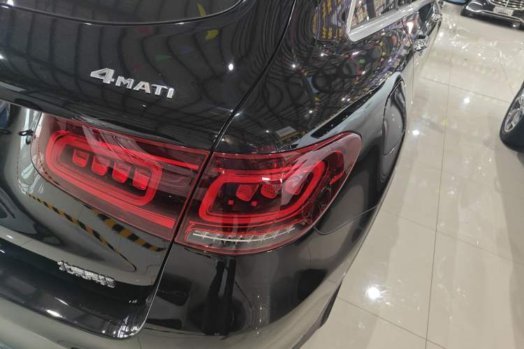 Used Mercedes-Benz GLC 2021 GLC 260 L 4MATIC Luxury Model Right Rear Taillight