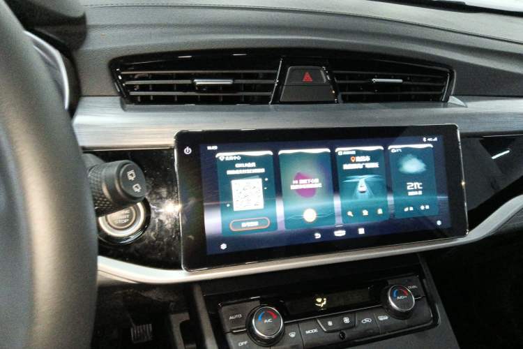 Used Geely Auto Emgrand X7 Sport 2022 1.8TD DCT Zhiya Trim Audio And AC Panel