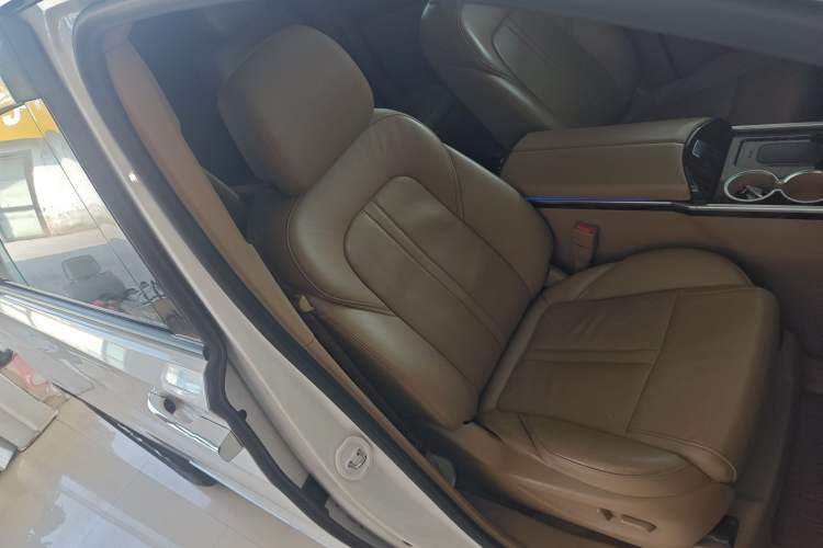 Used Buick GL8 2018 ES 28T Flagship Model China VI Standard