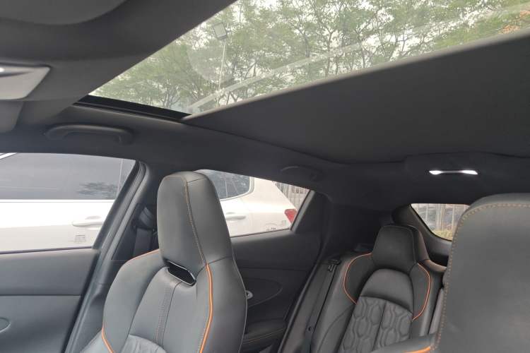 Used CHANGAN UNI-T 2022 2.0T Prestige Version Headliner