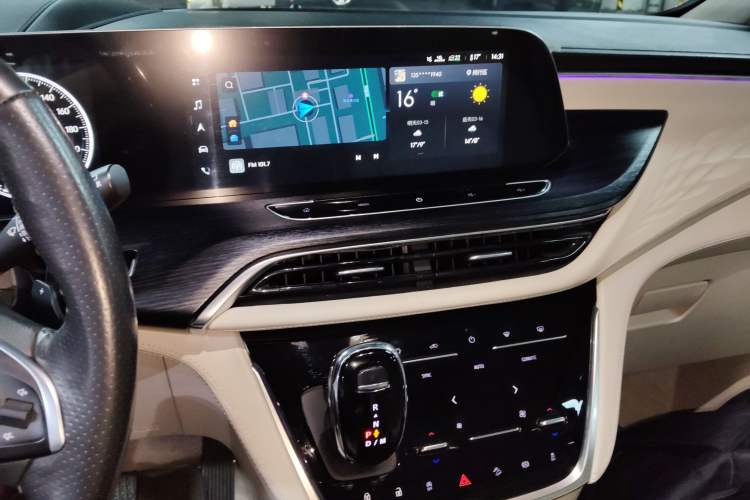 Used Buick GL8 2022 Avenir Aivia 7-Seater Deluxe Edition