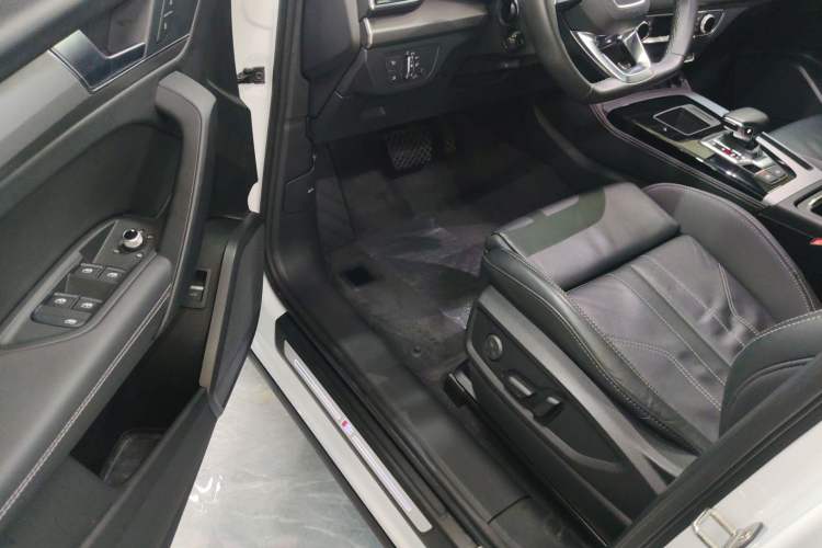 Used Audi Q5L 2021 40 TFSI Fashion Dynamic Model