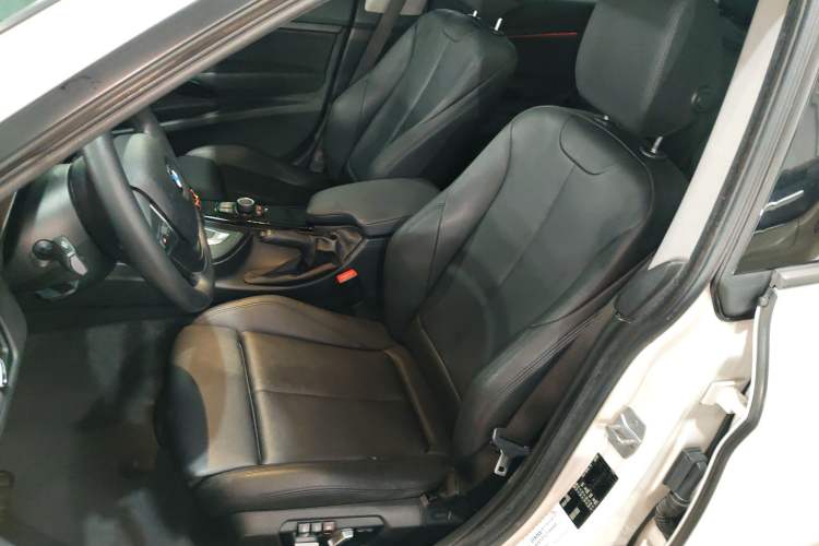 Used BMW 3 Series GT 2018 320i Sport Edition
