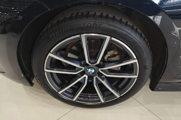 Used BMW 3 Series 2023 325Li M Sport Package