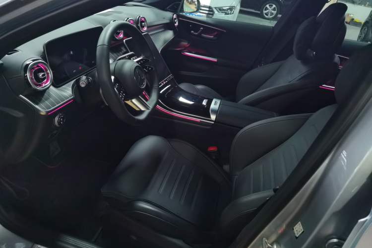 Used Mercedes-Benz C-Class 2023 Restyled C 260 L Night Edition Sports Version