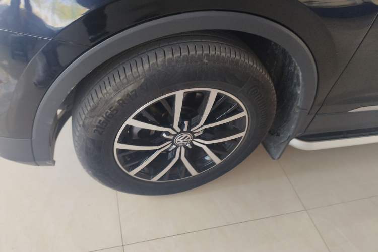 Used Volkswagen Tiguan L 2018 330TSI Automatic Two-Wheel Drive Luxury Edition