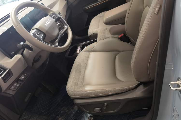 Used Kia EV5 2024 530 Land Left Front Seat