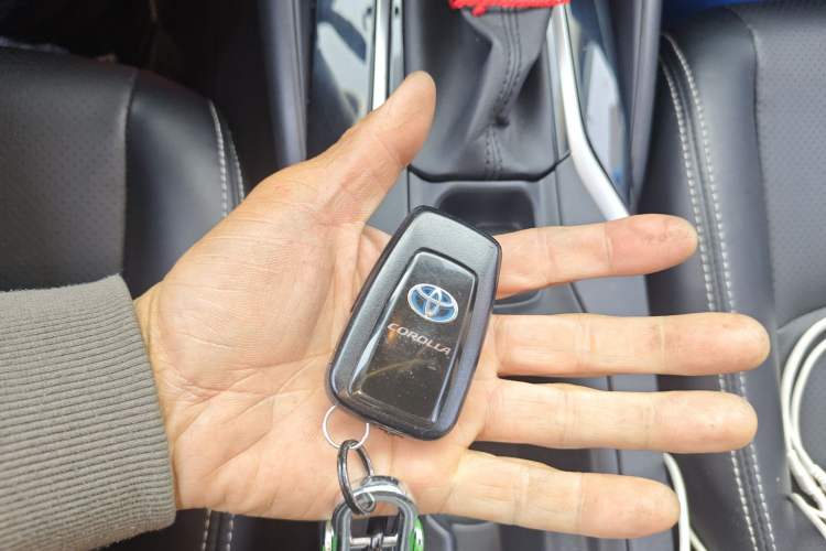 Used Toyota Corolla 2021 Dual-Motor 1.8L E-CVT Elite Edition